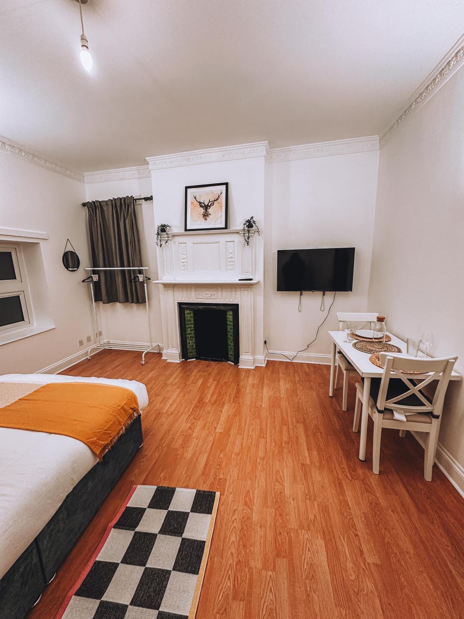 Spacious 3 Rooms In Tooting Londen Buitenkant foto