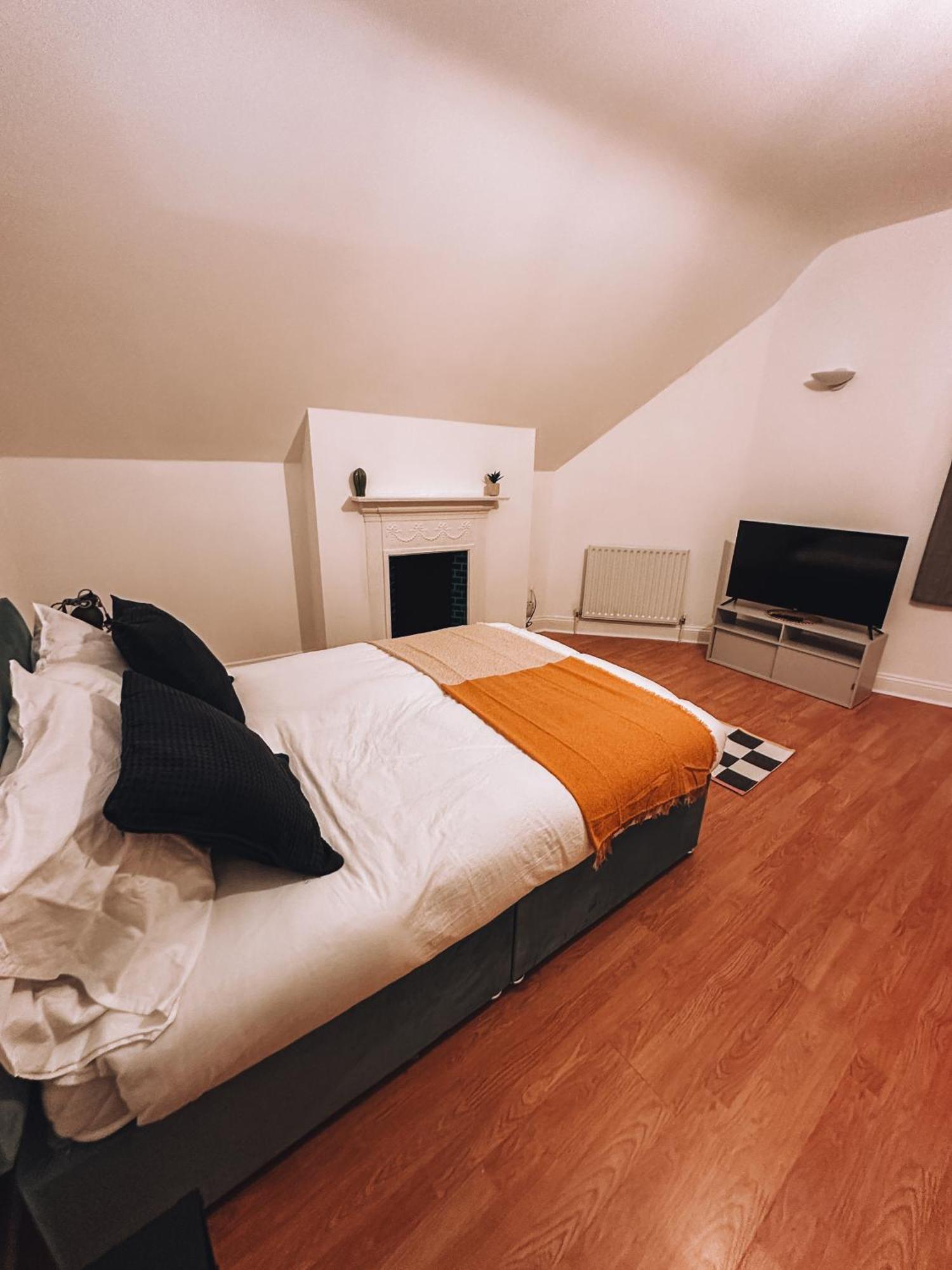 Spacious 3 Rooms In Tooting Londen Buitenkant foto