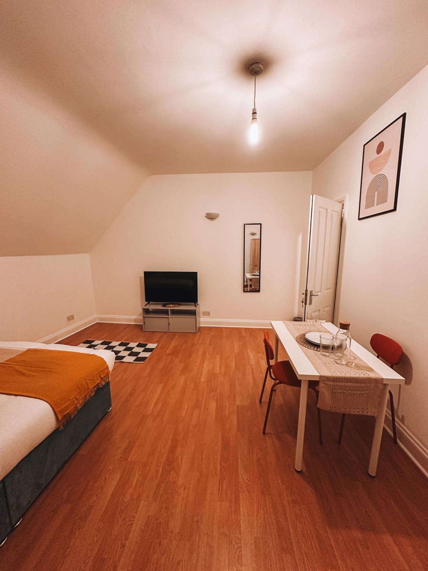 Spacious 3 Rooms In Tooting Londen Buitenkant foto