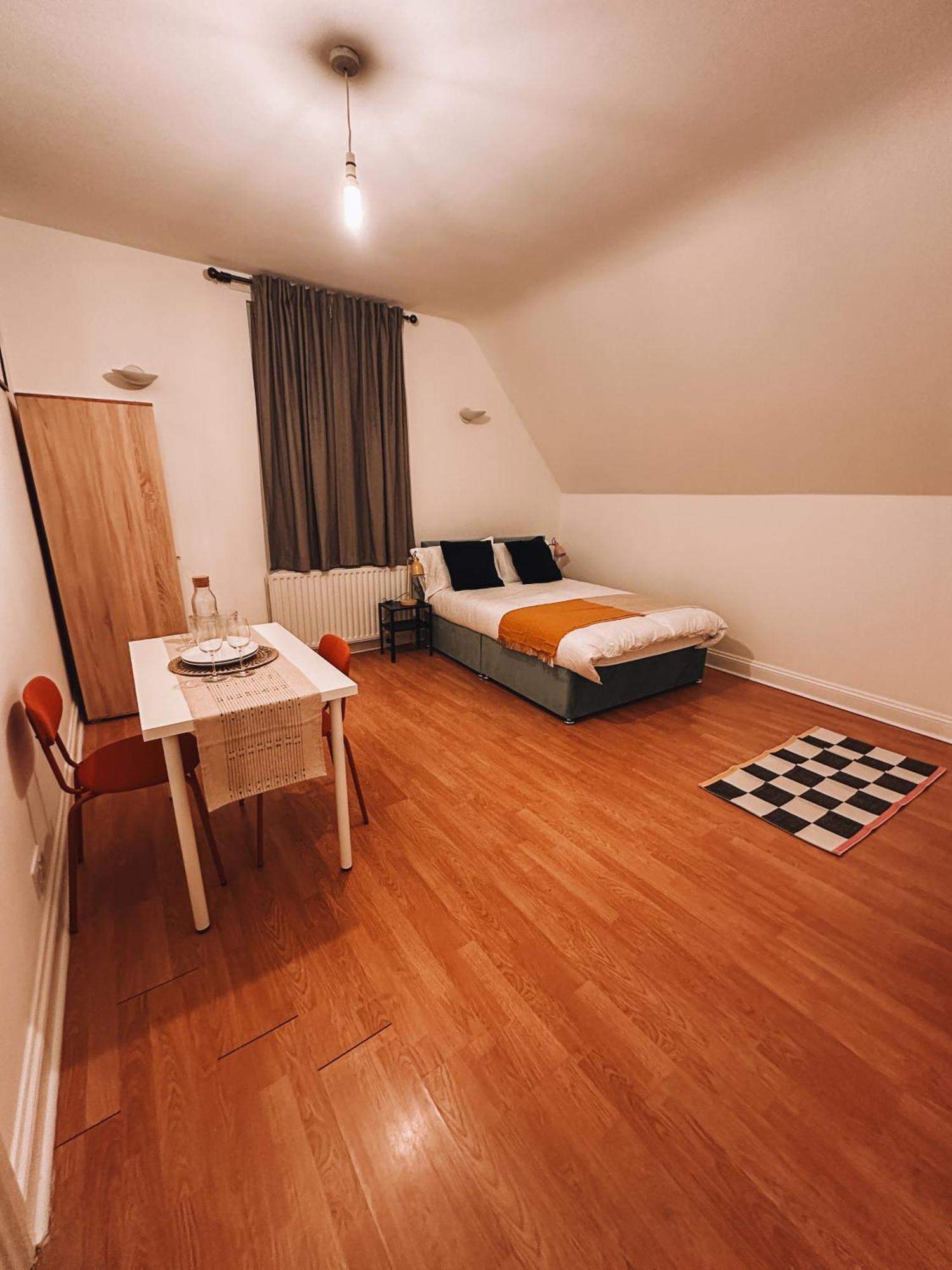 Spacious 3 Rooms In Tooting Londen Buitenkant foto